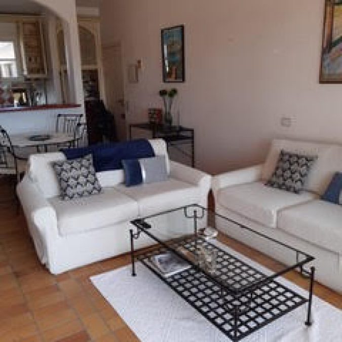 Grimaud apt 8